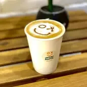 Donux Cafe | Salted Caramel Latte