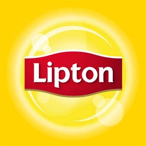 Le Notre Cafe | Red Tea Pot