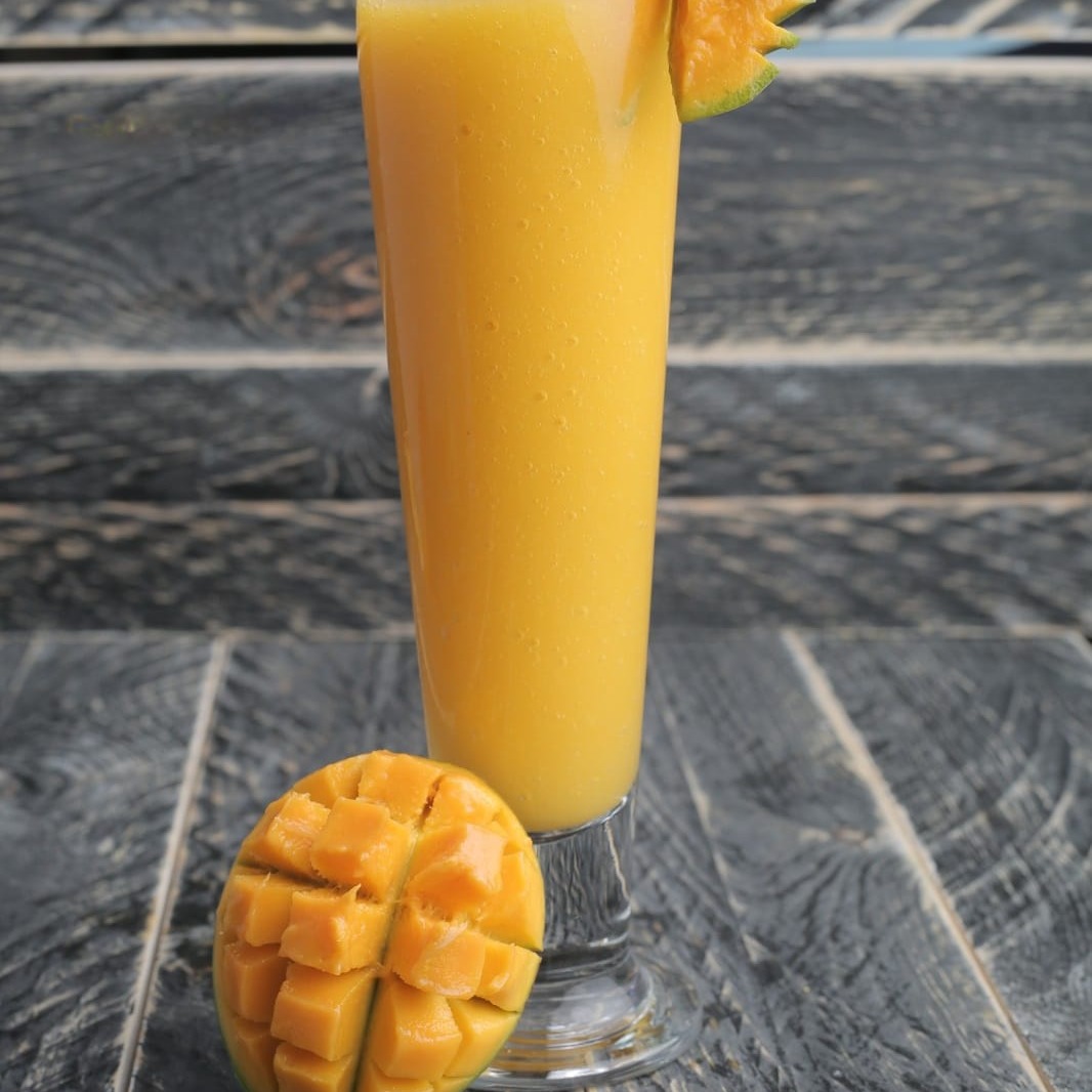 Le Notre Cafe | Mango Juice