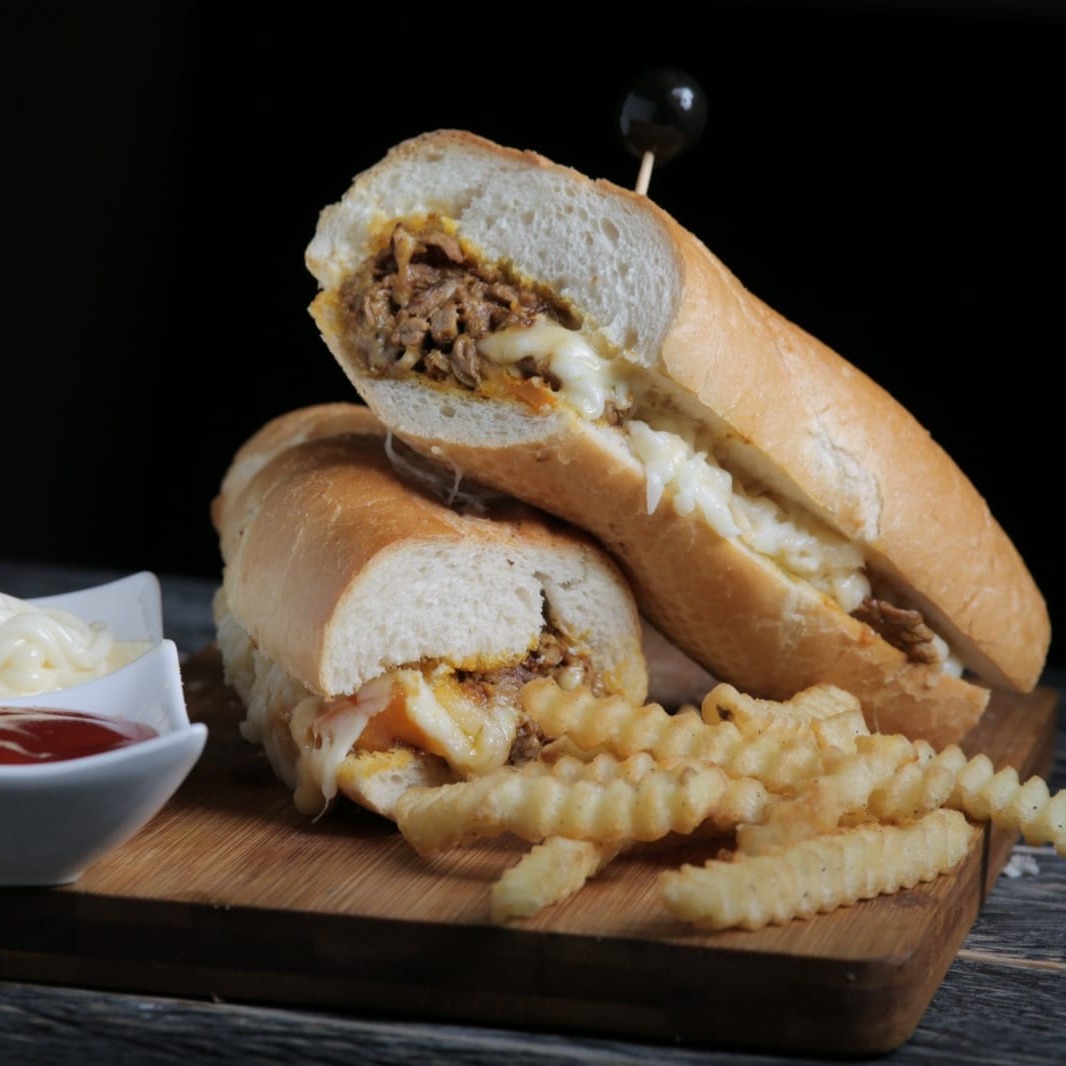 Le Notre Cafe | Fillet Cheese Steak